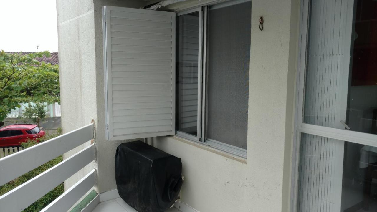 Apto Espetacular A 50 M Do Mar Em Condominio Com Piscinas Maravilhosas Guaratuba Ngoại thất bức ảnh