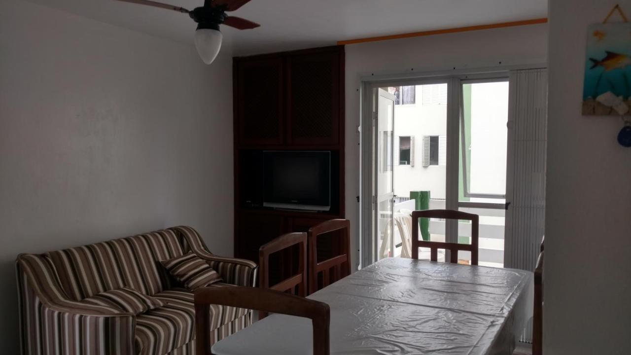 Apto Espetacular A 50 M Do Mar Em Condominio Com Piscinas Maravilhosas Guaratuba Ngoại thất bức ảnh